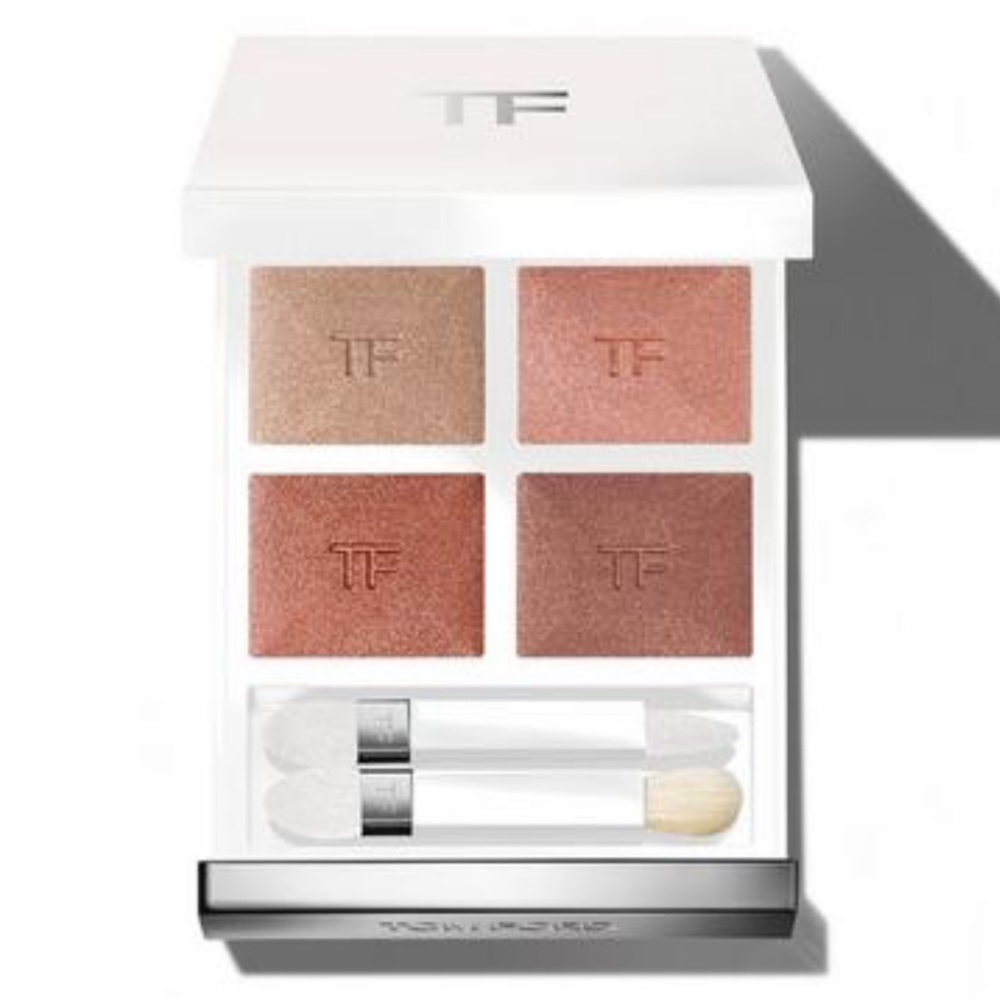 Tom Ford Soleil Neige Eye Color Quad in 01 Après Ski - Swatched Limited Edition